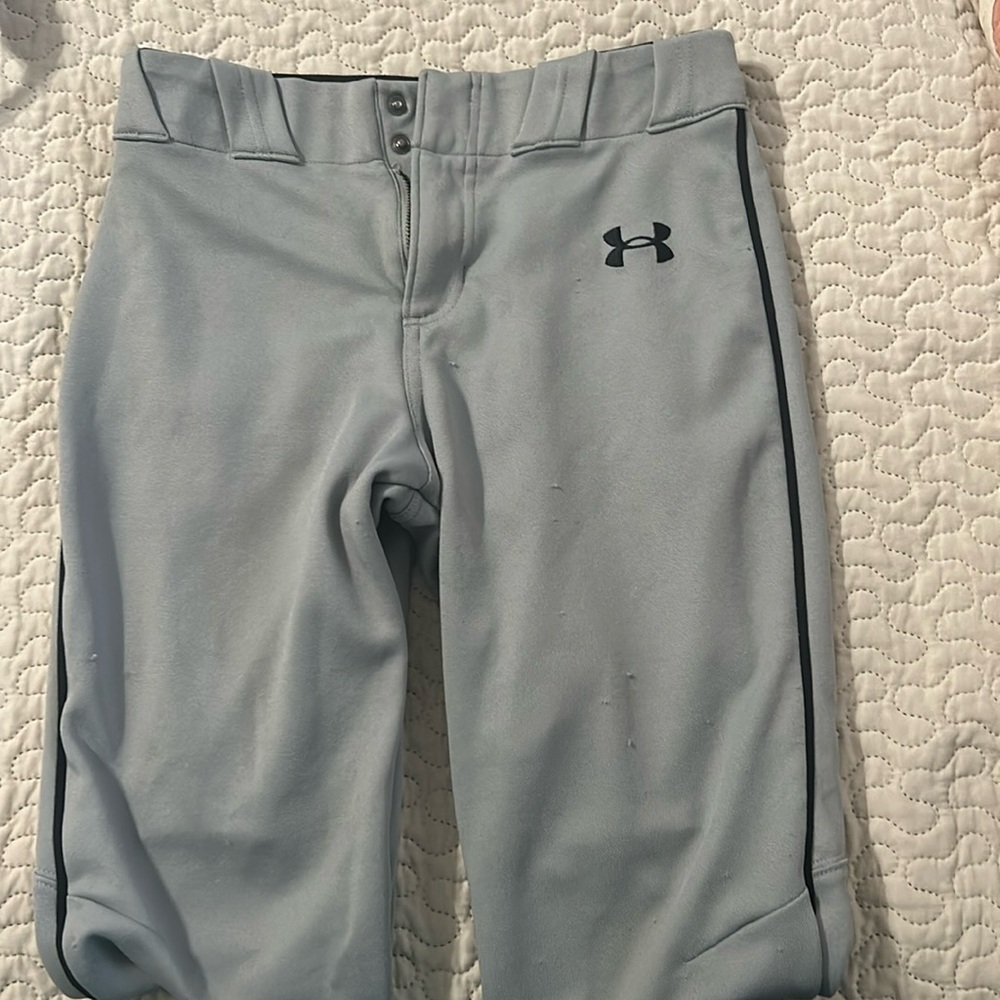 Boys medium under armour baseball pants